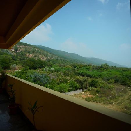 Sri Govindham Home Stay Tirupati Eksteriør billede