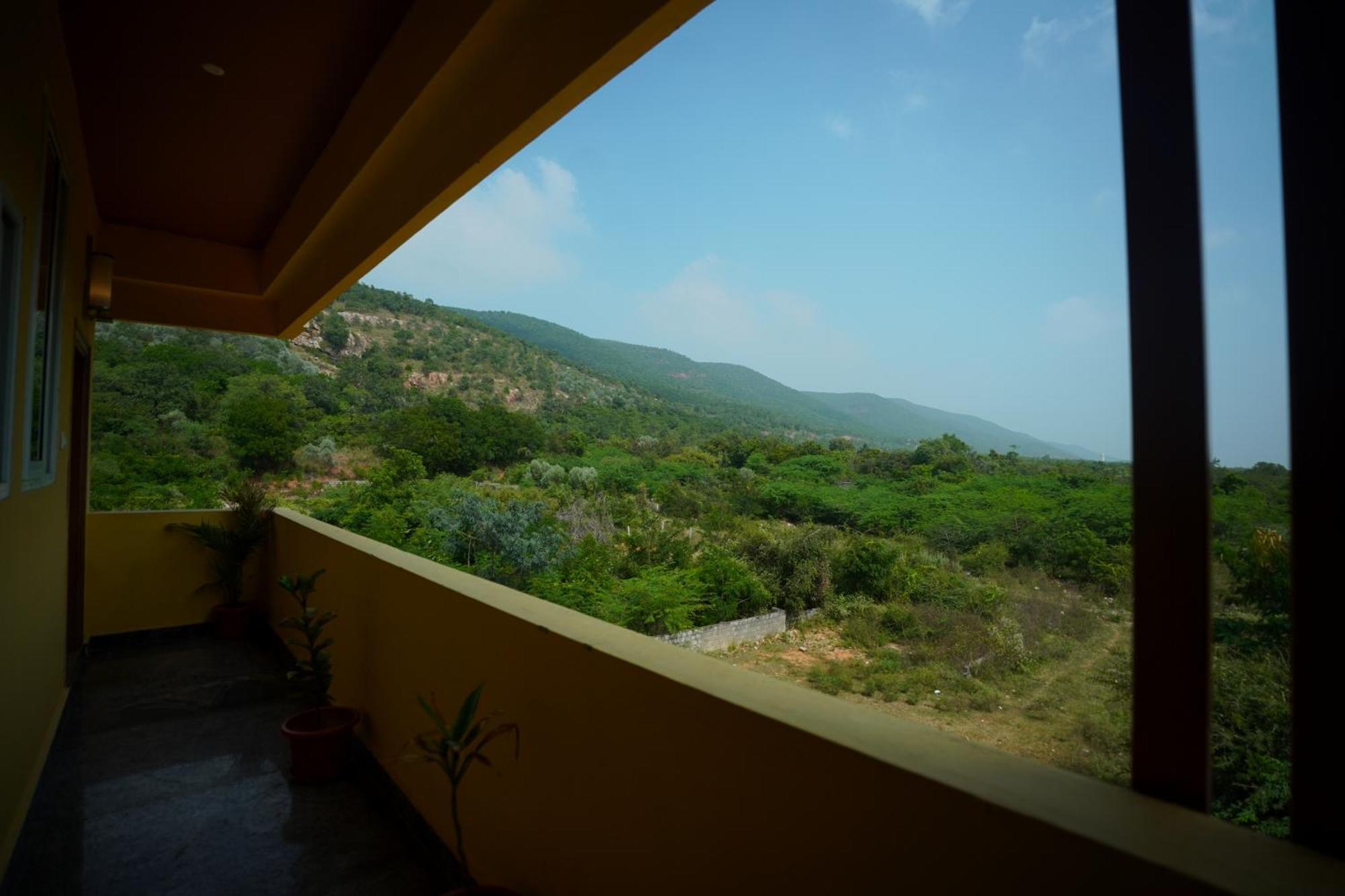 Sri Govindham Home Stay Tirupati Eksteriør billede