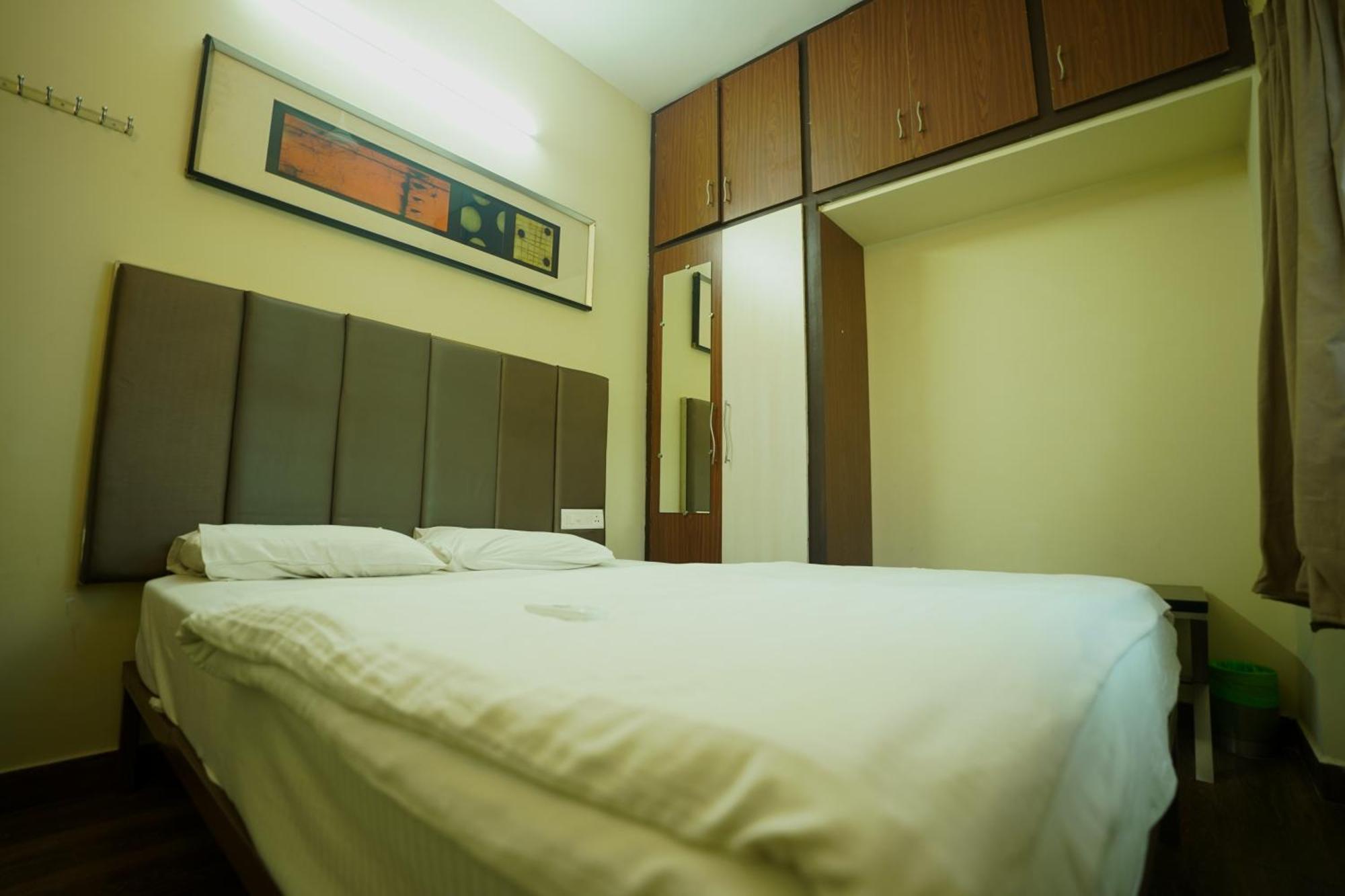 Sri Govindham Home Stay Tirupati Eksteriør billede